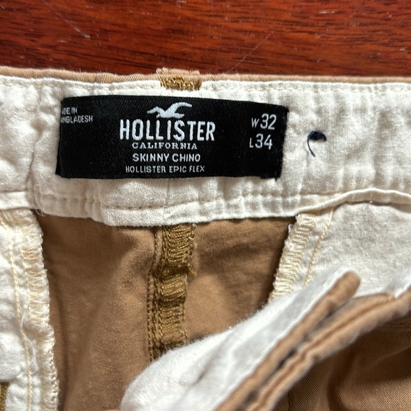 Hollister Men’s Dark Khaki Chinos - Picture 2 of 2